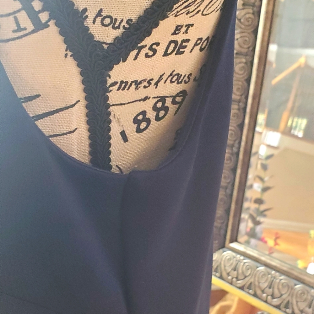 Dress - Picture 3 of 6